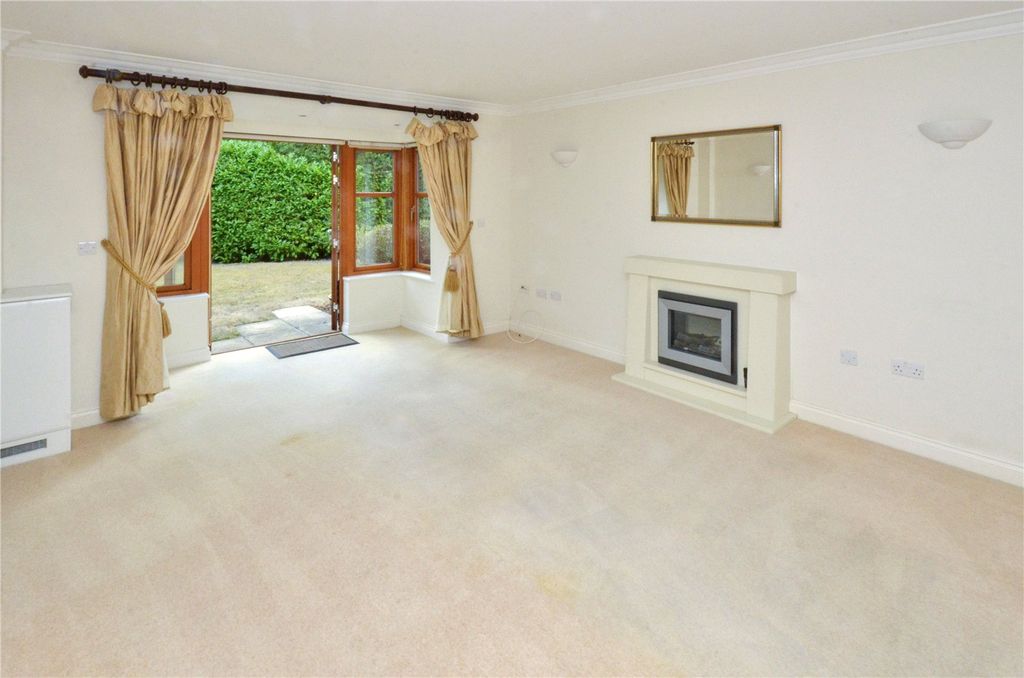 Additional image 5 of 2 bed flat for saleGolf Links Road, Ferndown, Dorset BH22