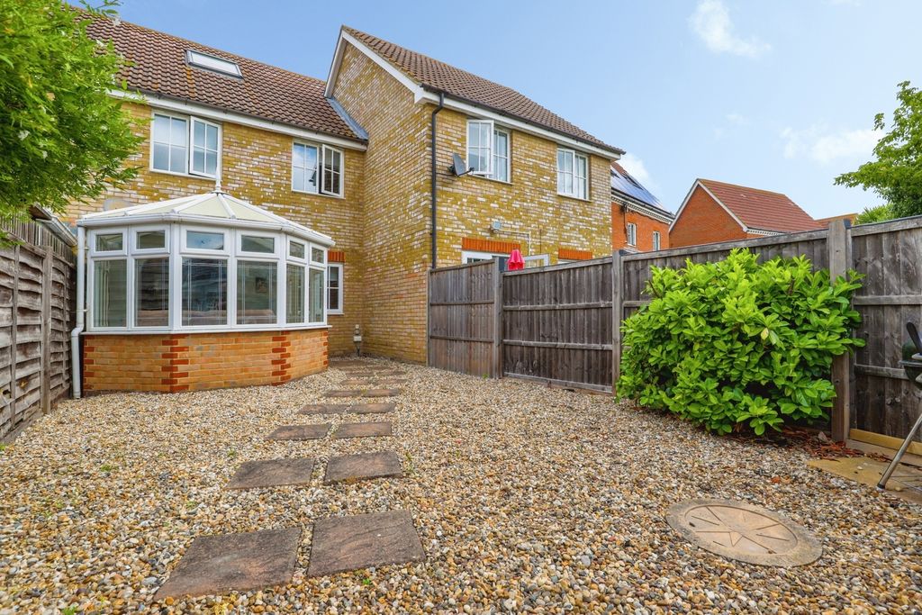 Property photo 2 of 15 Pbox-Img.Jpg