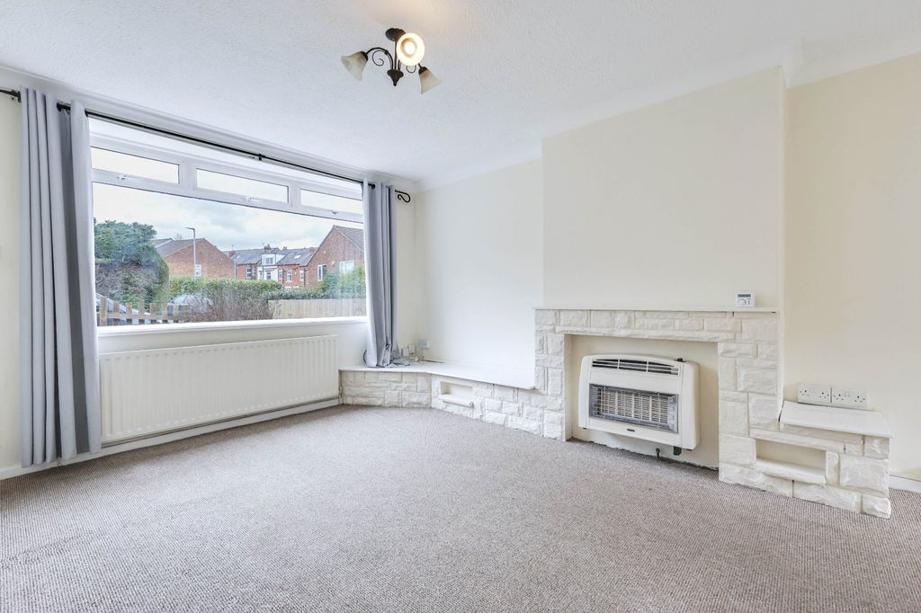 Property photo 2 of 15 Picture No. 03