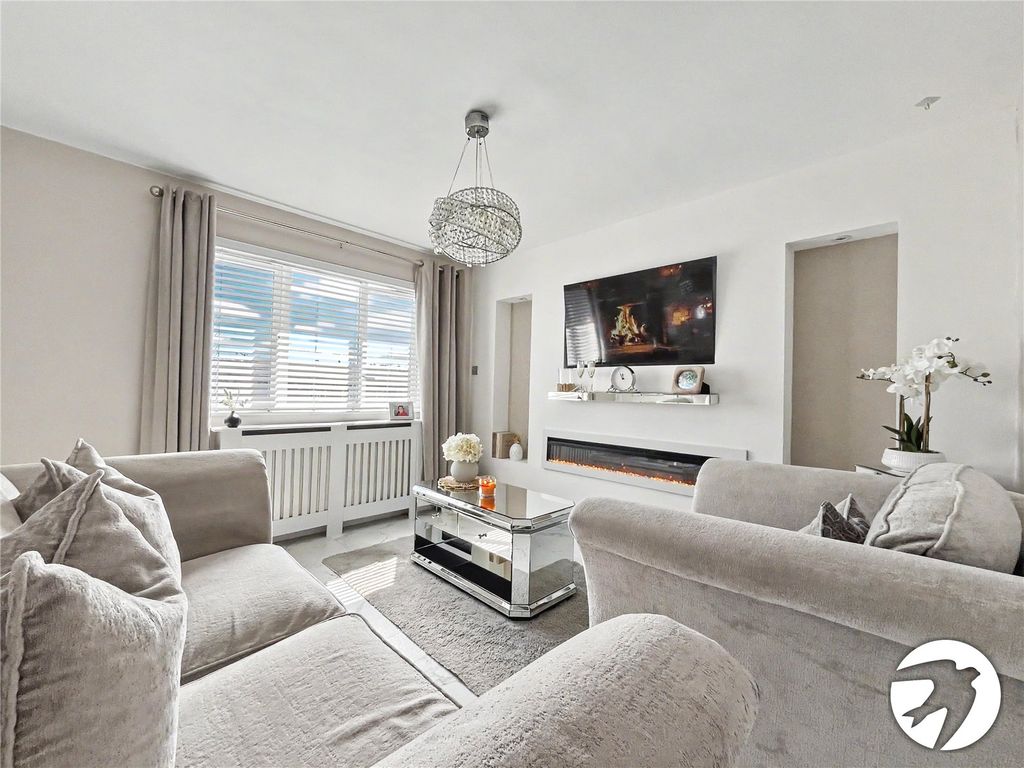 Property photo 2 of 16 Picture No. 03