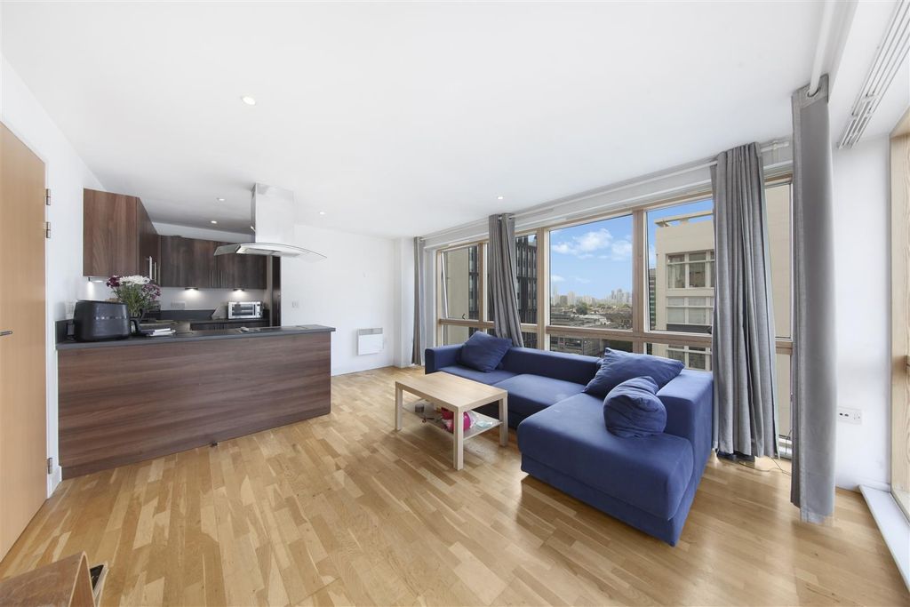 Property photo 1 of 12 Apartment 467, Metro Central Heights - Qiewaluqusx