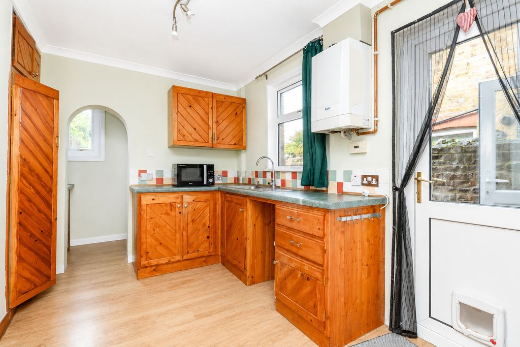 Additional image 9 of 3 bed terraced house for saleYork Terrace, Birchington, Kent CT7