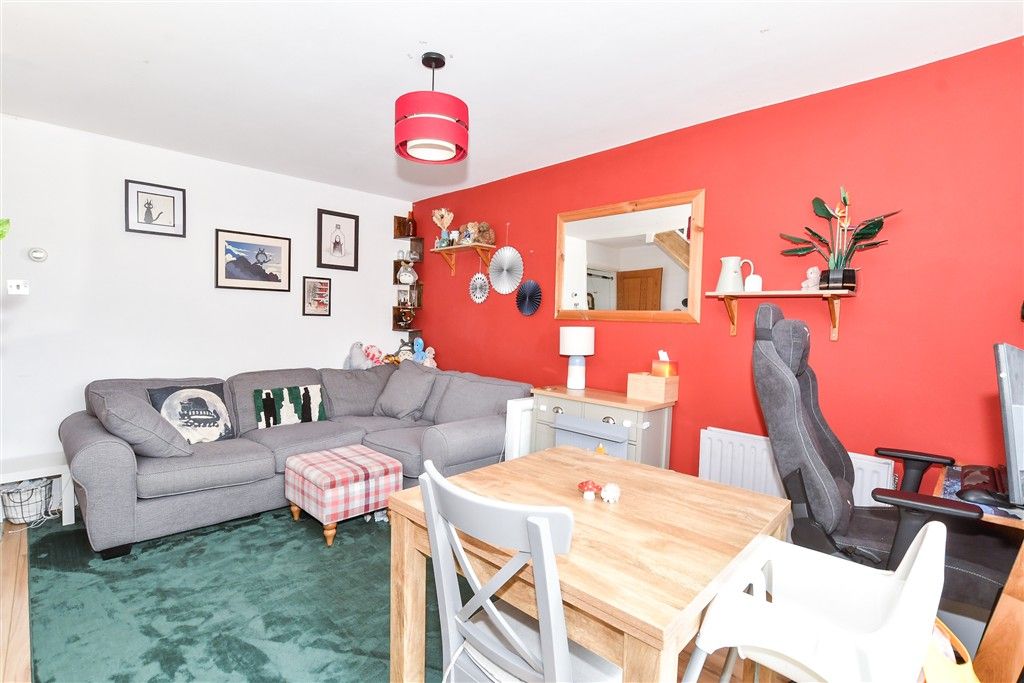 Property photo 3 of 8 Lounge/Diner