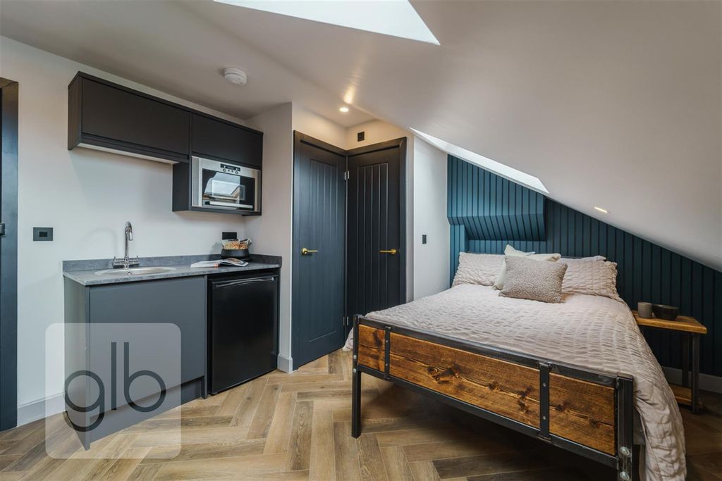 Property photo 1 of 13 3.Png