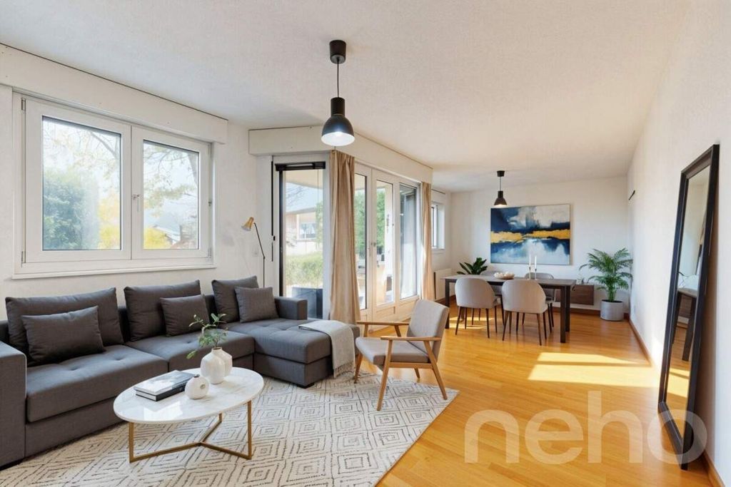 Property photo 2 of 8