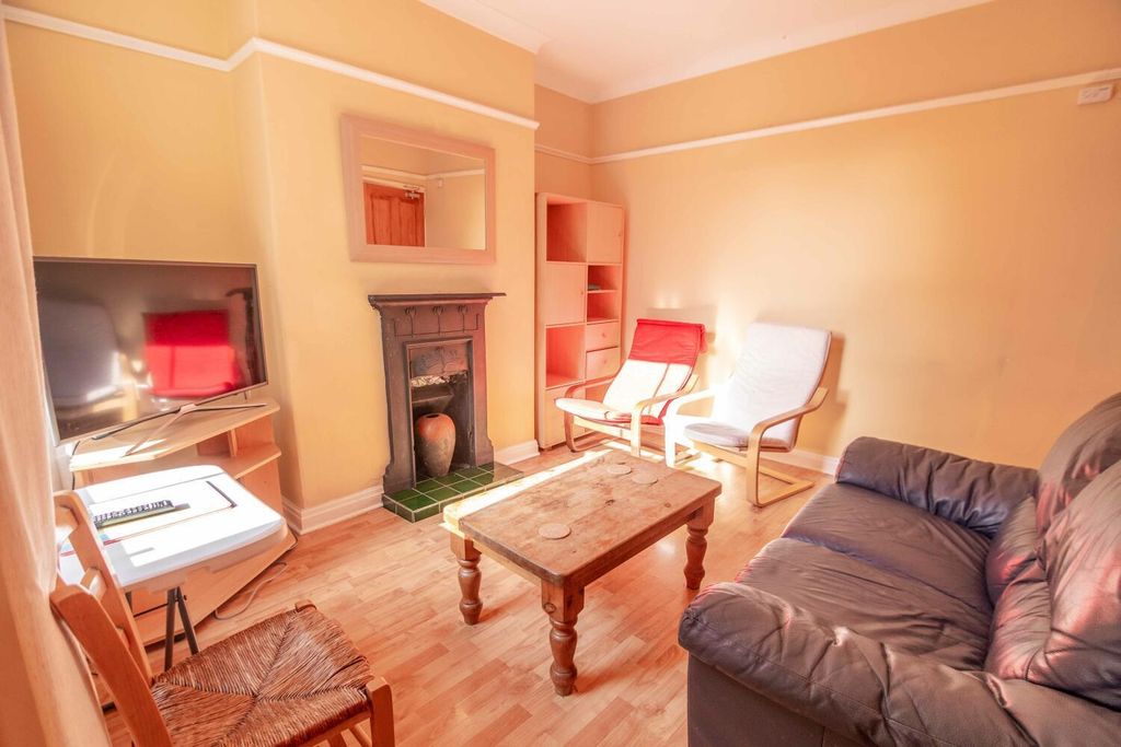 Property photo 2 of 13 Living Room