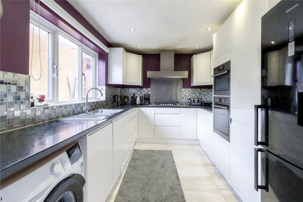 Property photo 3 of 13 Picture No. 07