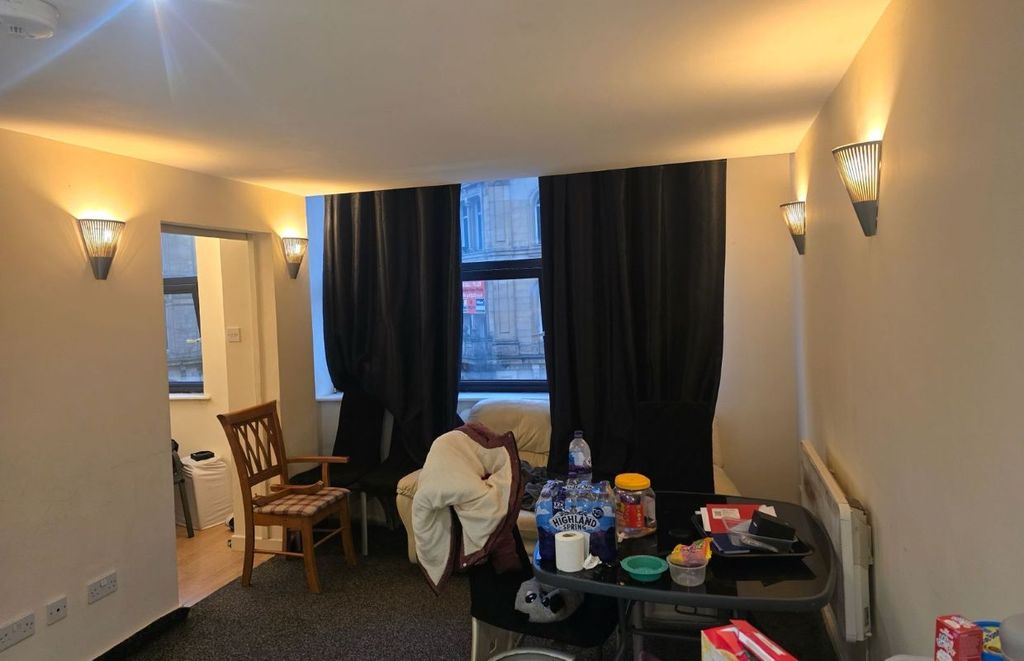 Property photo 3 of 4