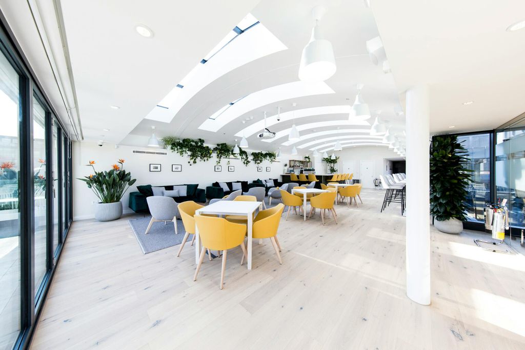 Property photo 2 of 6 2. Coworking.Jpg