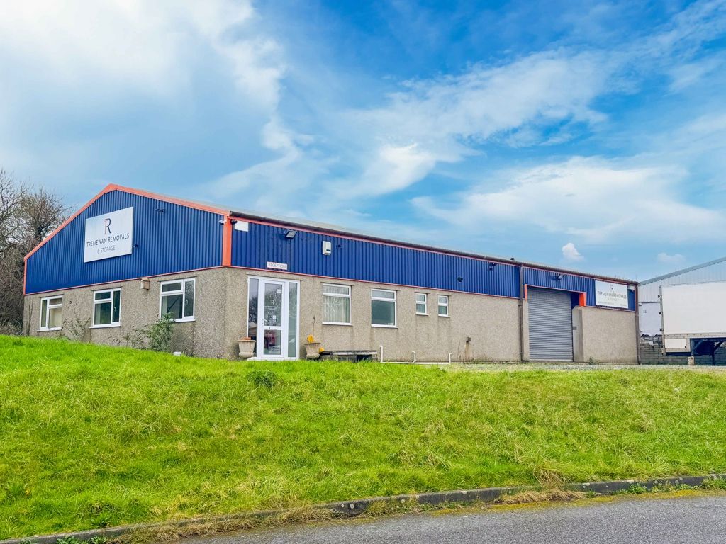 Property photo 1 of 6 Photo 7