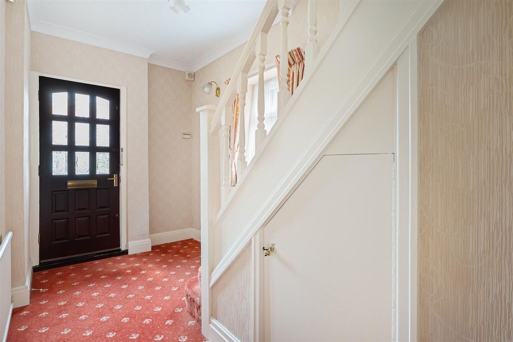 Property photo 3 of 13 Entrance