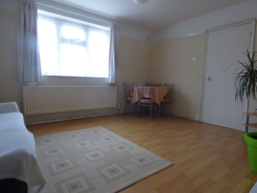 Property photo 3 of 10 2631-Hr-3.Jpg