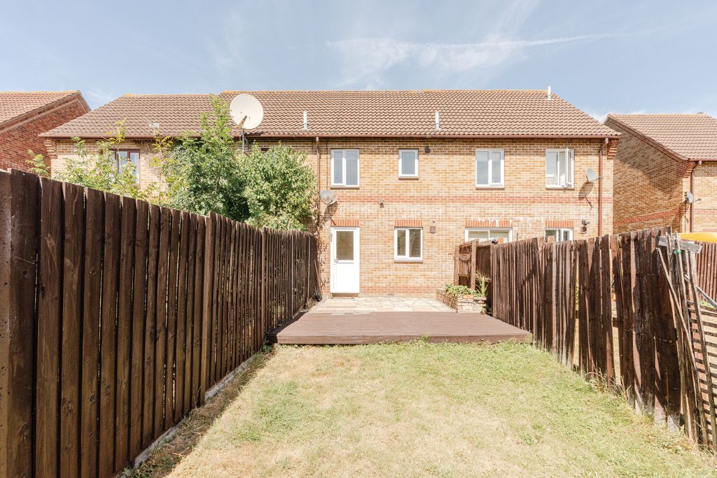 Property photo 3 of 12 Photo 19
