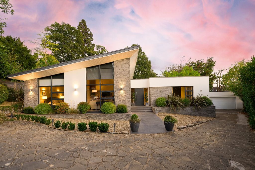 Property photo 1 of 21 Main Aspect