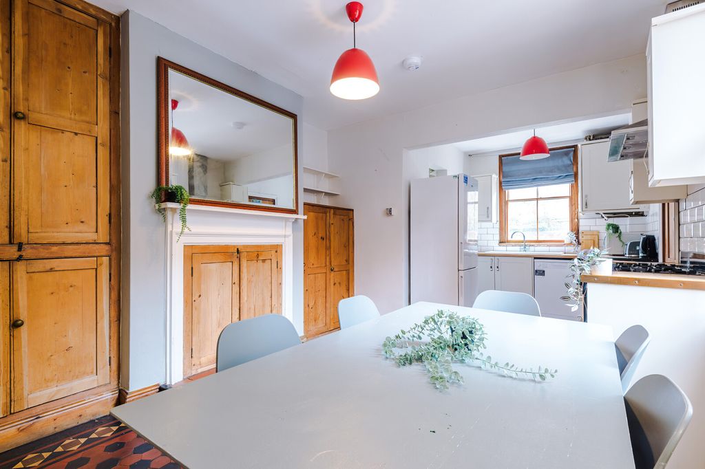 Property photo 2 of 27 Photo 1