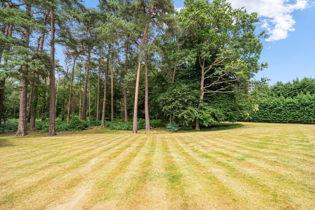 Additional image 24 of 8 bed property for saleLarchlands, Larch Avenue, Sunnigdale, Berkshire SL5, United Kingdom