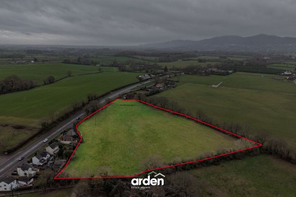 Property photo 2 of 6