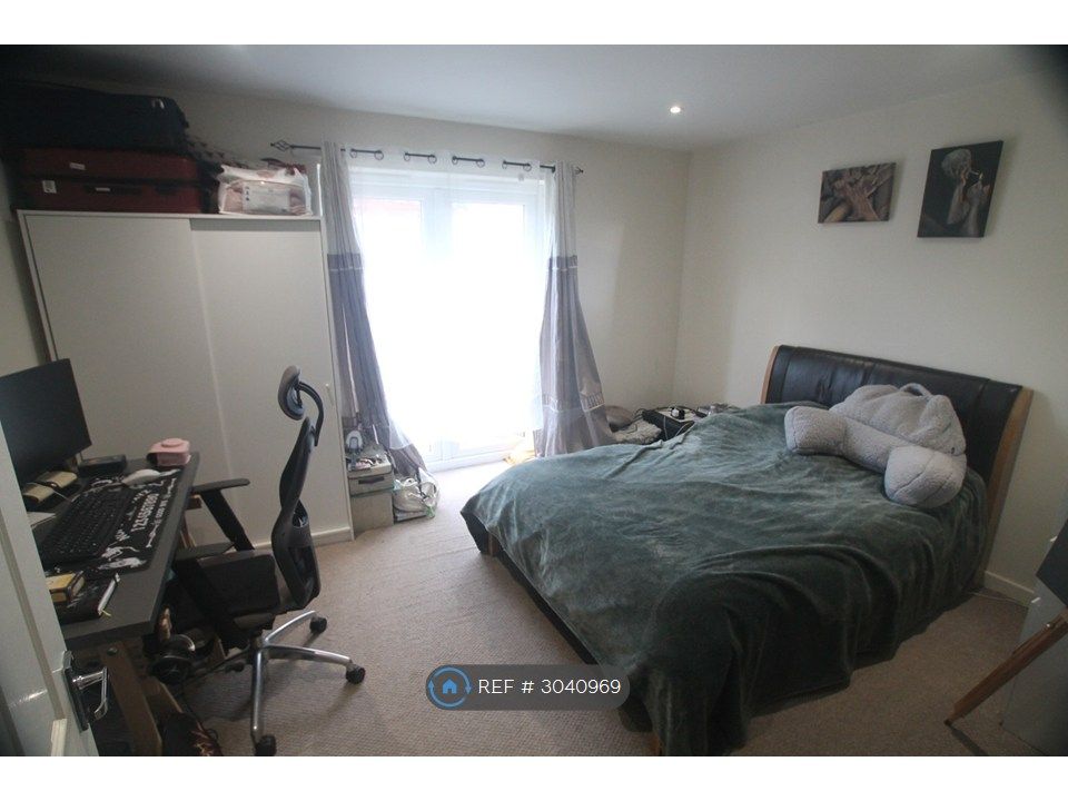 Property photo 3 of 5