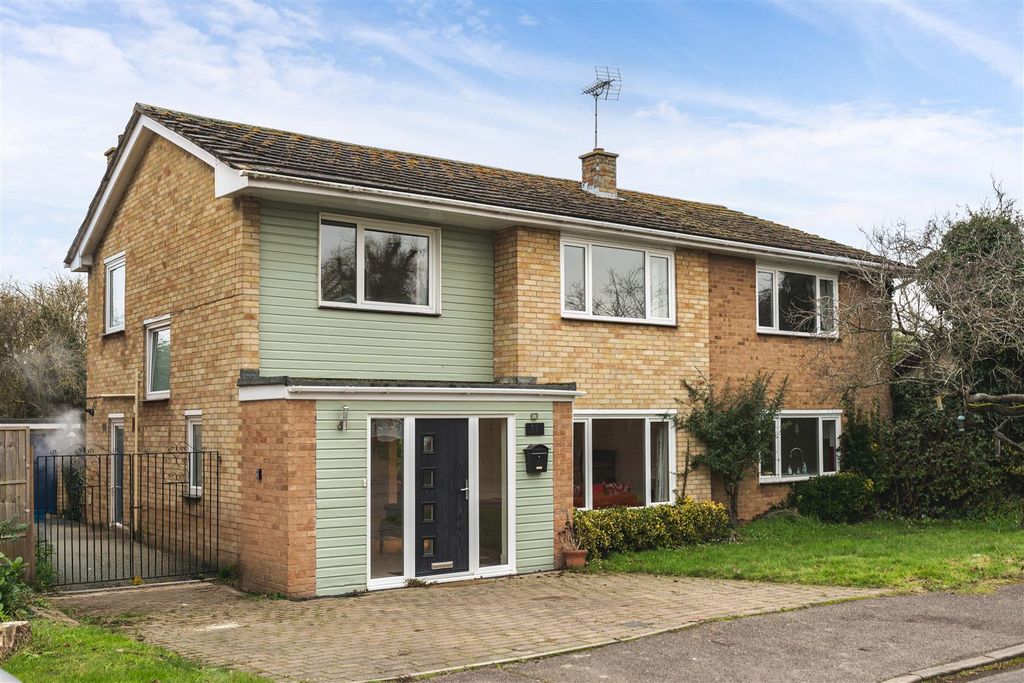 Property photo 1 of 25 Fair Leas-1.Jpg