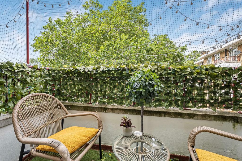 Property photo 1 of 17 7_57881.Jpg