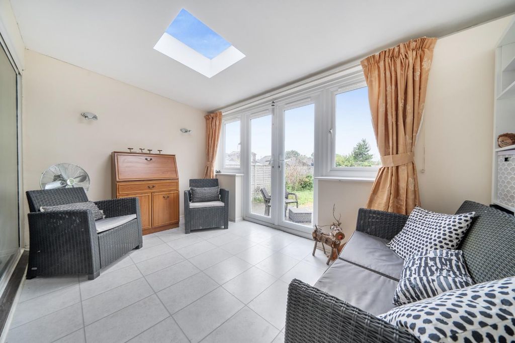 Property photo 2 of 16 13-1345769-13-68B6c48288205-13.Jpg