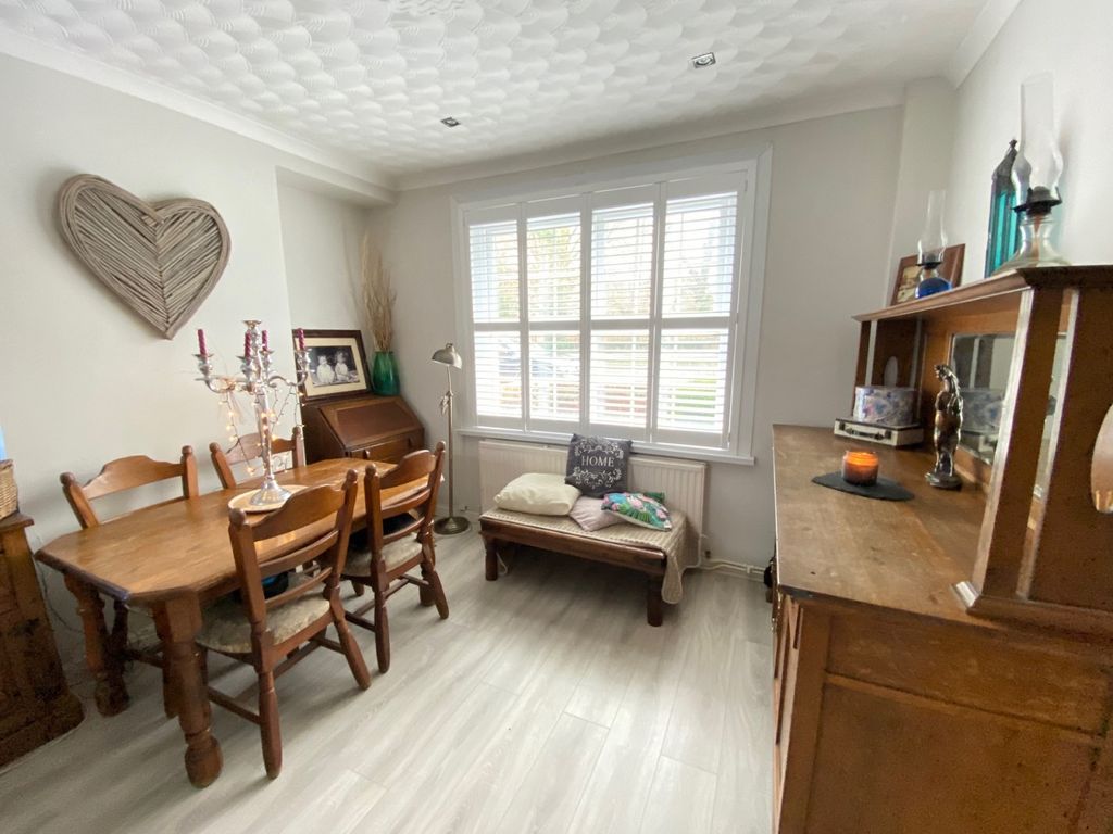 Property photo 3 of 11 Not Specified