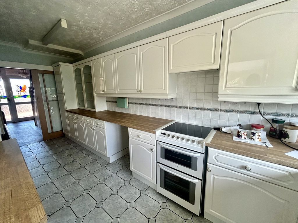Property photo 3 of 24 Picture No. 38
