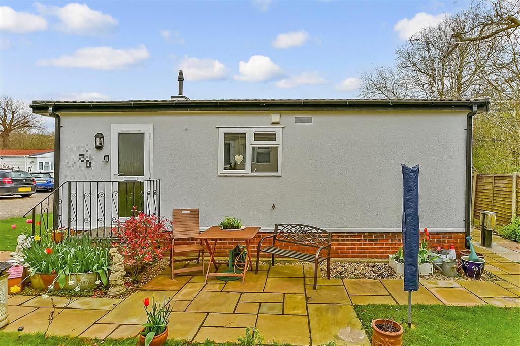 Property photo 1 of 10 Side Elevation