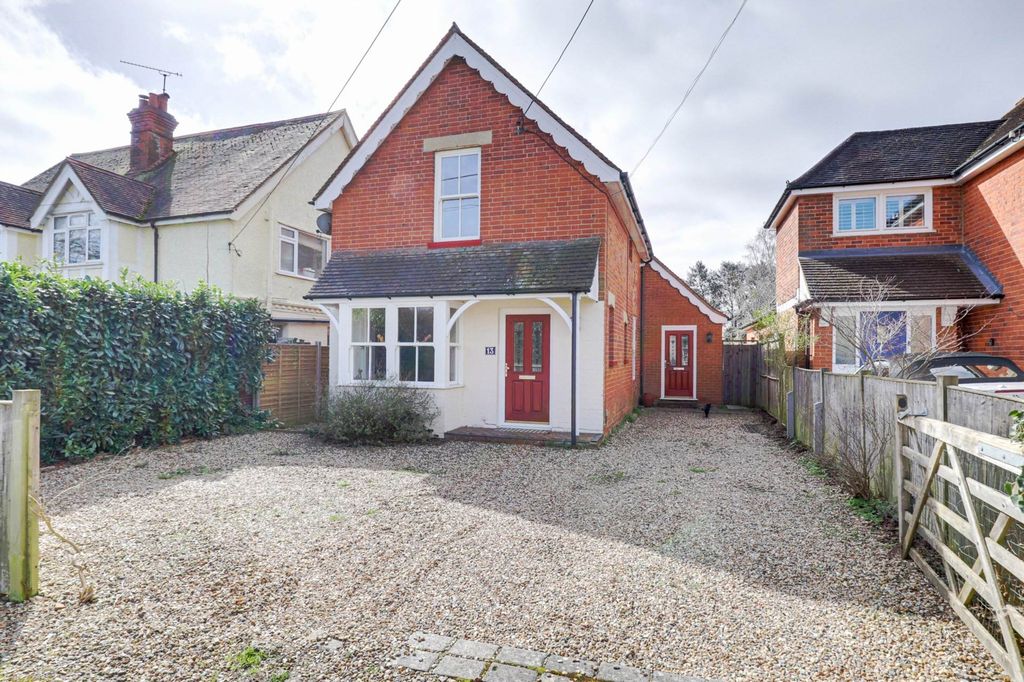 Property photo 1 of 24