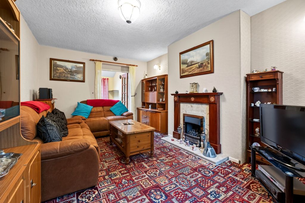 Property photo 2 of 15 Living Room