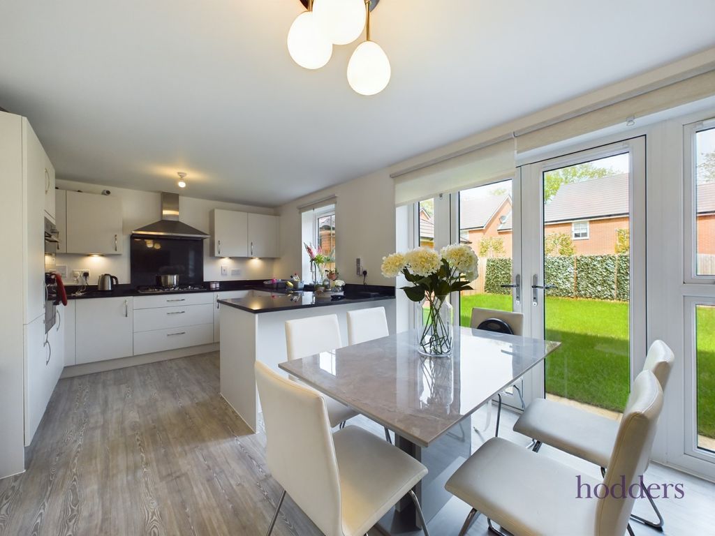 Property photo 3 of 22 Picture No. 28