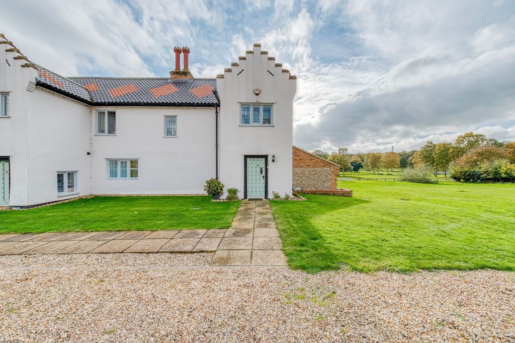 Property photo 1 of 24