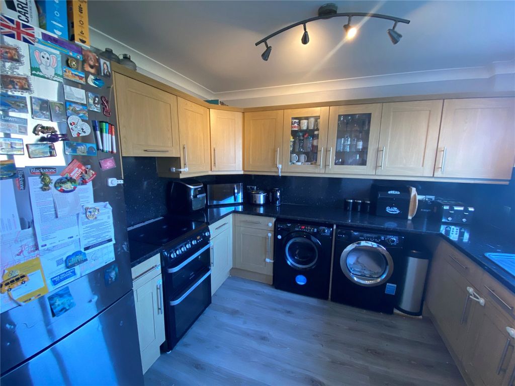 Property photo 3 of 23 Picture No. 07