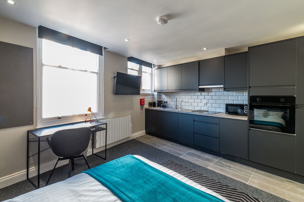 Property photo 1 of 9 Canning Place B207-003