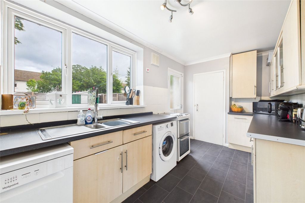 Property photo 3 of 9 Picture No. 09