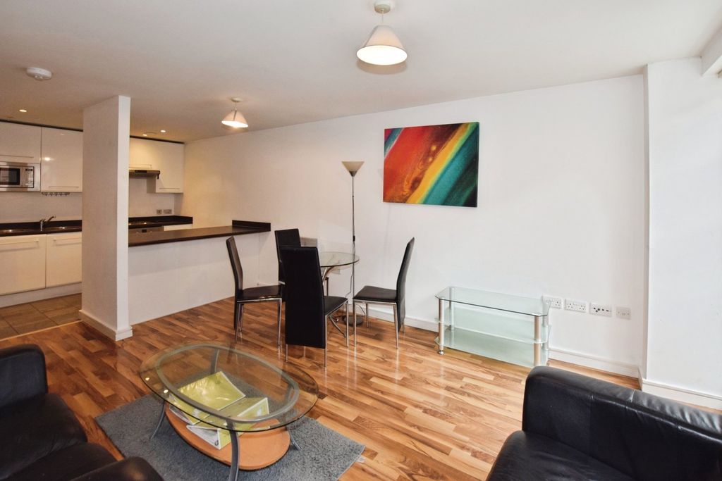 Property photo 3 of 16 Picture No. 26