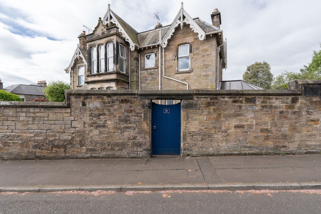 Property photo 2 of 45