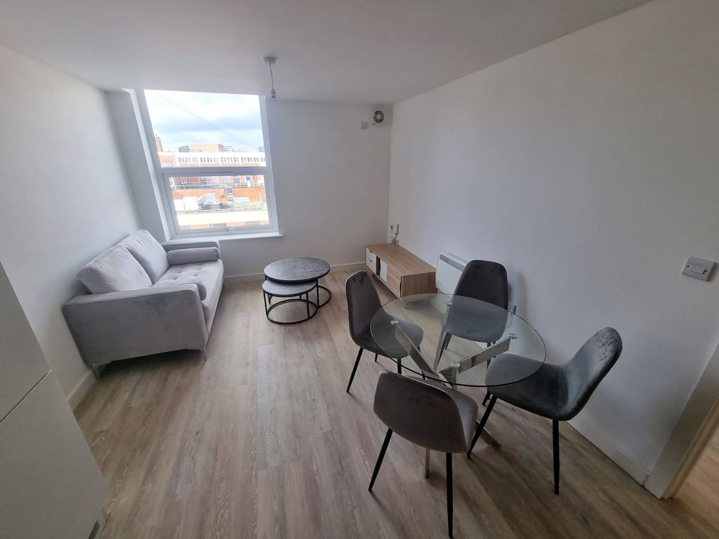 Property photo 2 of 9 Lounge/Diner