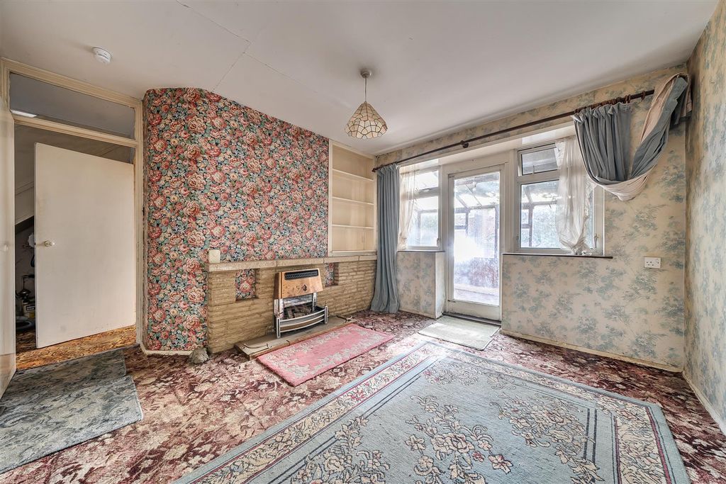 Property photo 3 of 25 1402756-2-69944d83A51Af.Jpg