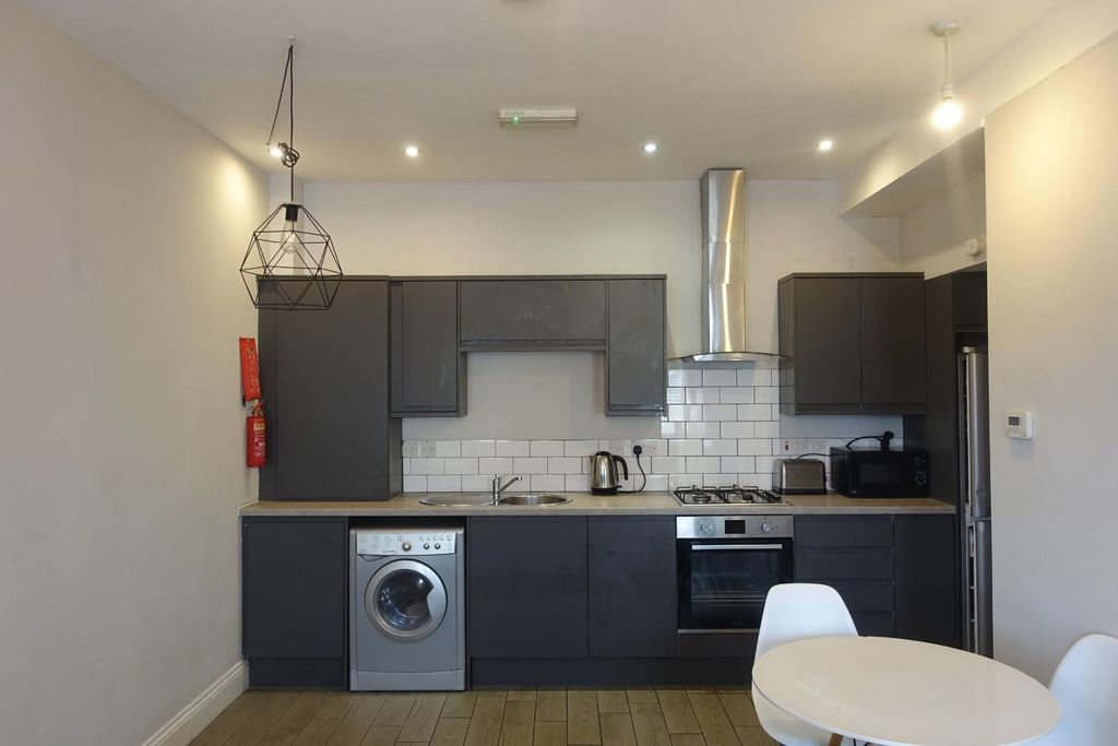 Property photo 2 of 8 Dsc06064.Jpg