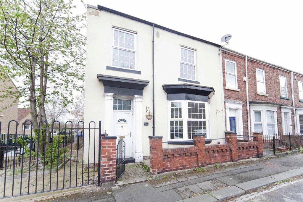 Property photo 1 of 15 Front.Jpg