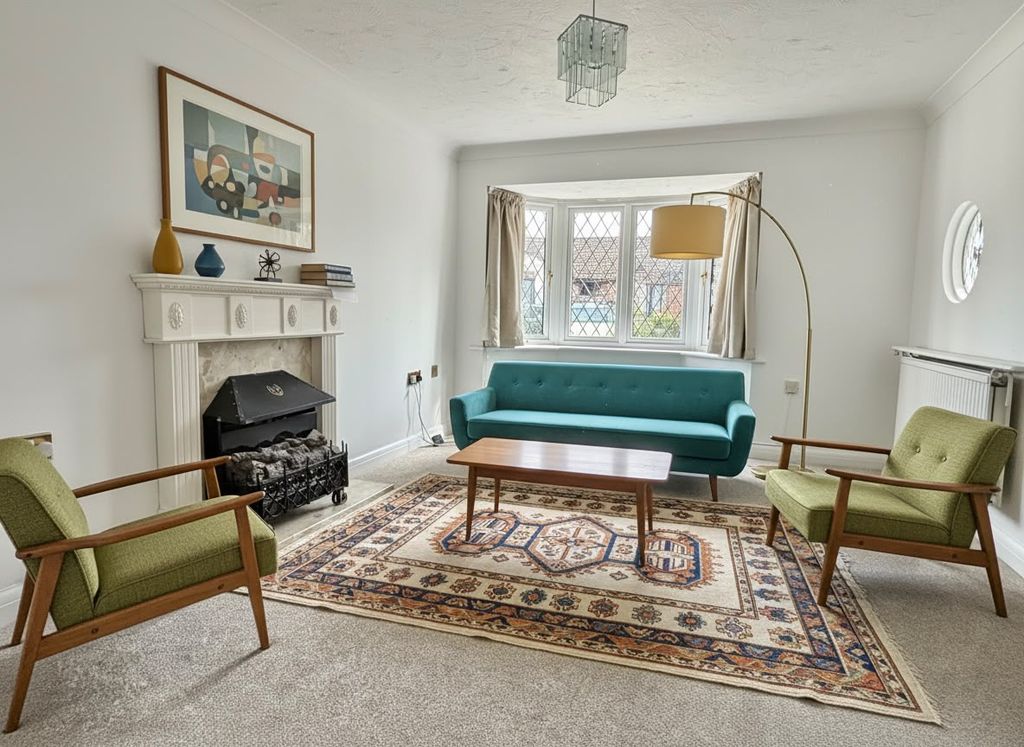 Property photo 3 of 16 Gallery