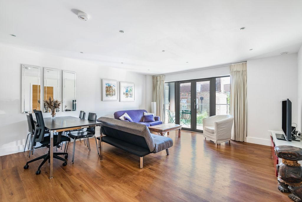 Property photo 1 of 7 876882 (1)