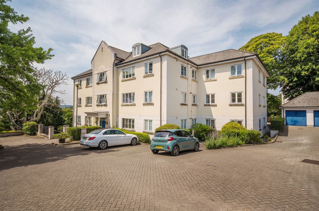 Property photo 1 of 16 1483047-13-6A3938...