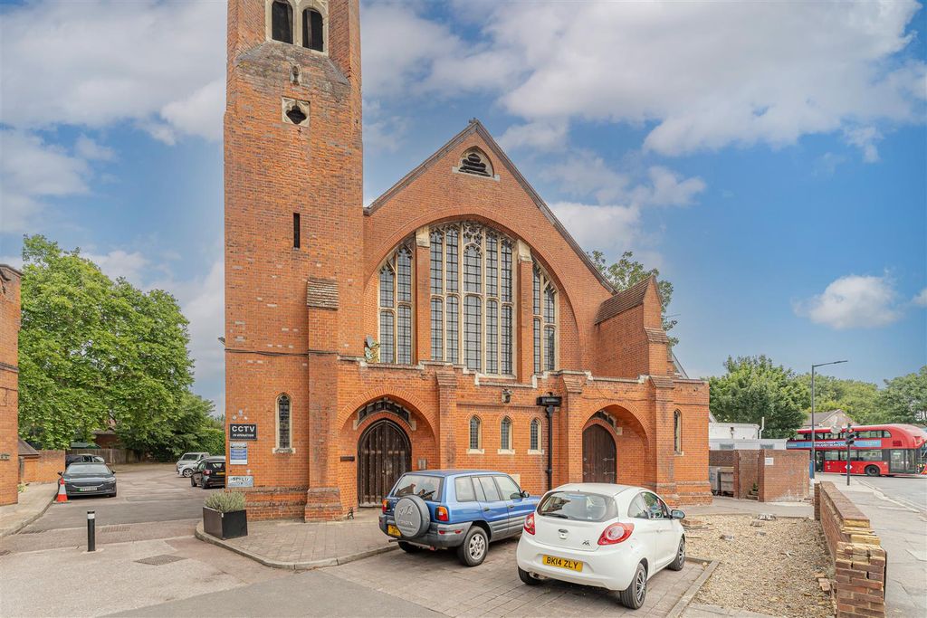 Property photo 1 of 14