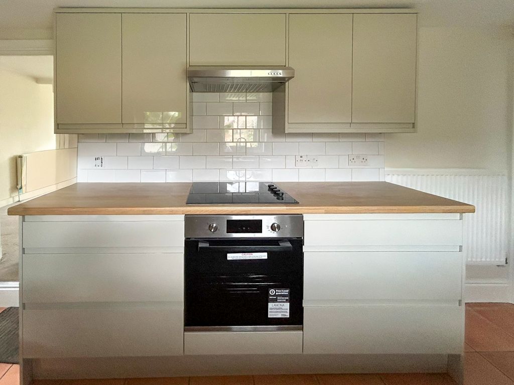 Property photo 2 of 23 Kitchen