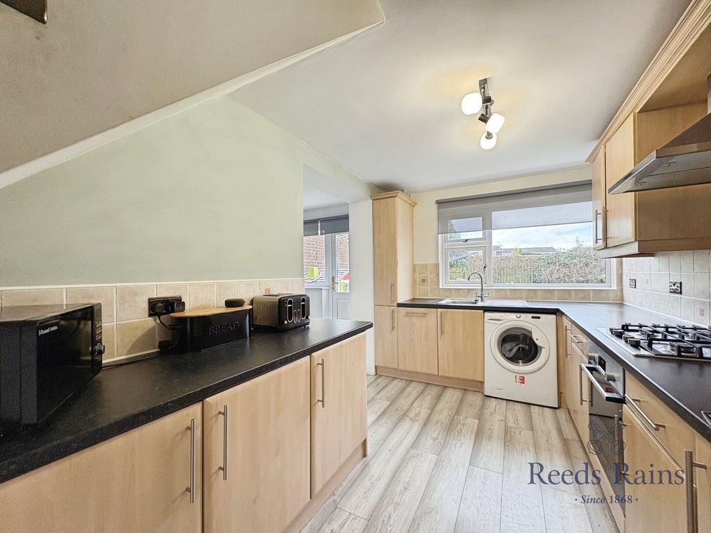 Property photo 3 of 12 Picture No. 12