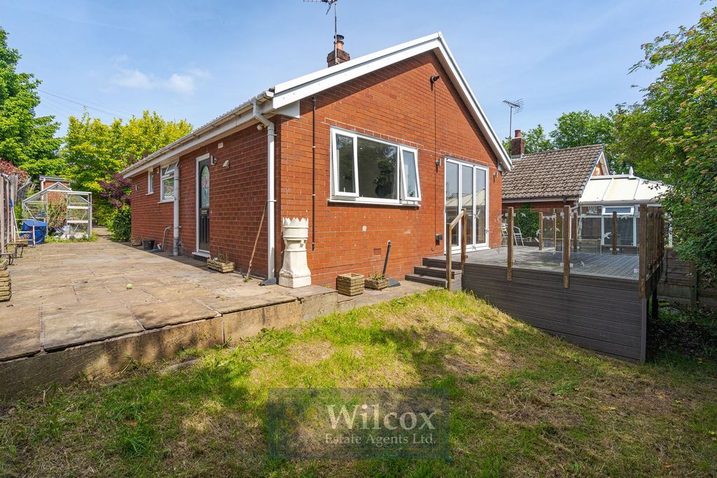 Property photo 1 of 28