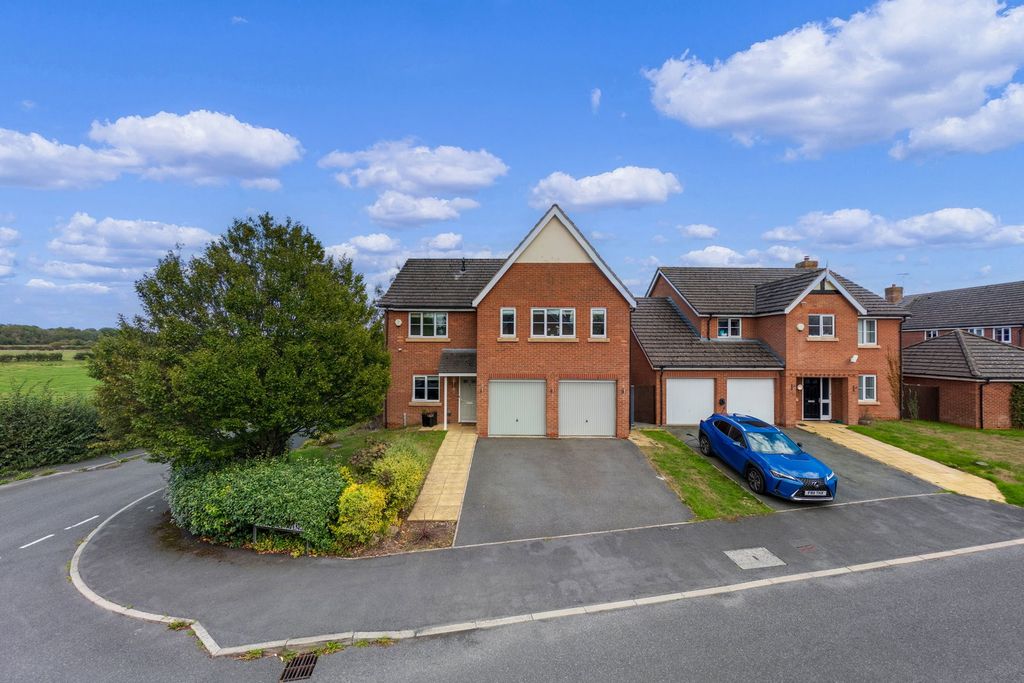 Property photo 1 of 49