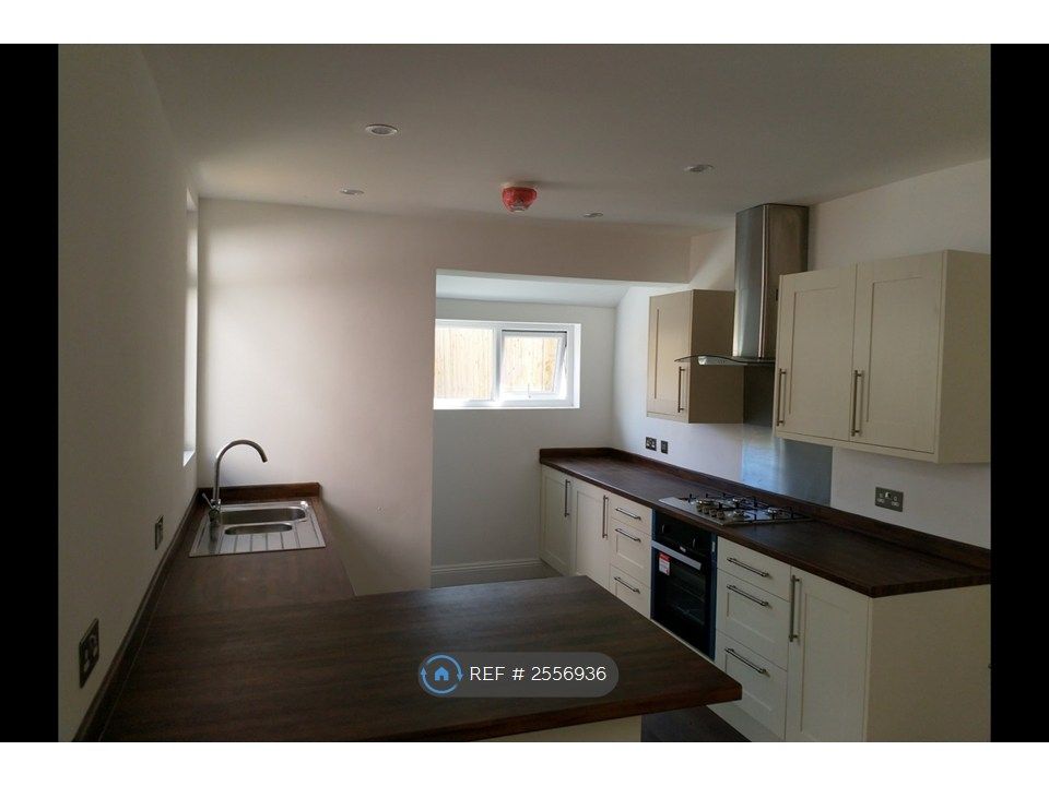 Property photo 1 of 18 Dishwasher, Washing Machine And A Separate Dryer